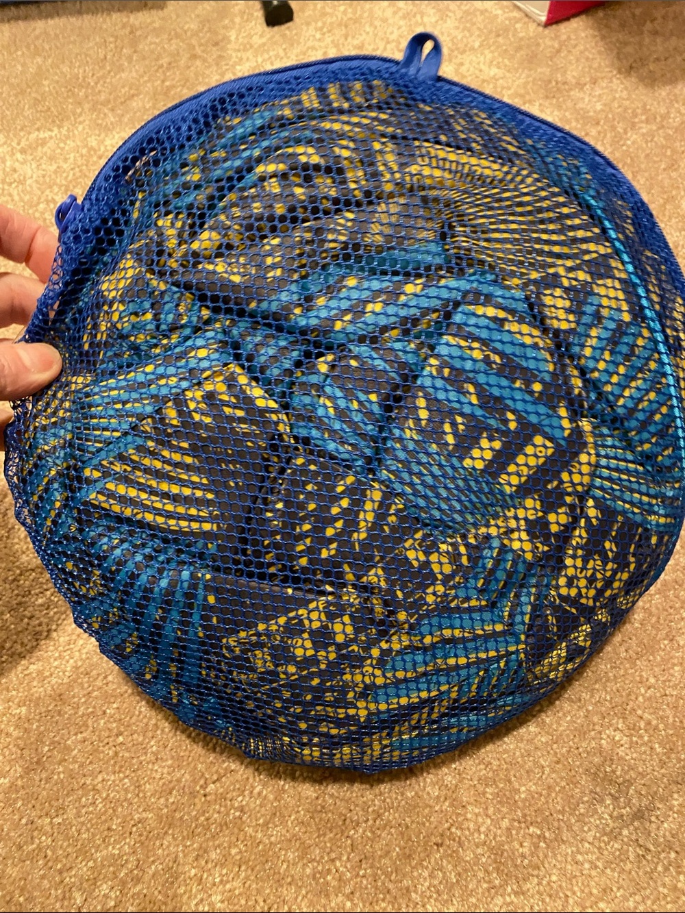 Inflatable Hoop Spring-Open Water Game – Blue/Yellow. NEW - Picture 2 of 3